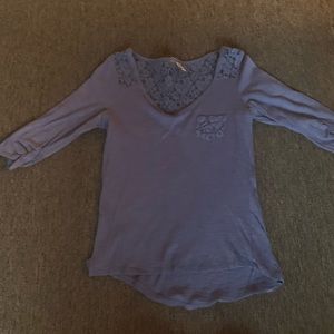 Women’s shirt